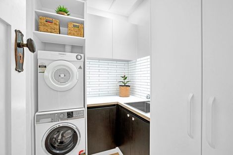 Photo of property in 44 West View Road, Westmere, Auckland, 1022