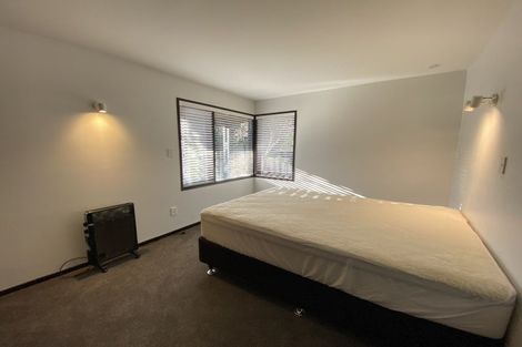 Photo of property in 64 Oregon Drive, Kelvin Heights, Queenstown, 9300