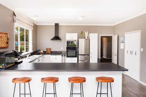 Photo of property in 3 Medway Street, Rongotea, 4476