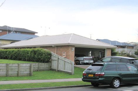 Photo of property in 2 Highbury Place, Nawton, Hamilton, 3200