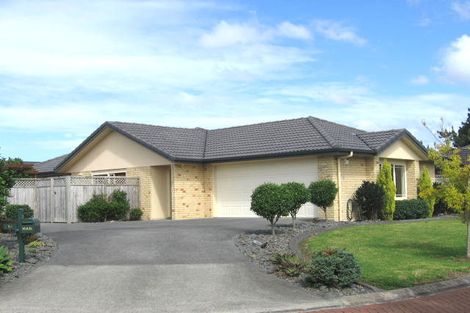 Photo of property in 16 Checkerberry Court, Henderson, Auckland, 0612