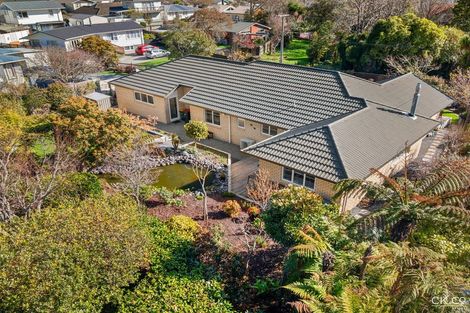 Photo of property in 28 Manuka Street, Stokes Valley, Lower Hutt, 5019
