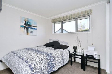 Photo of property in 1/28 Kirsten Place, Parklands, Christchurch, 8083