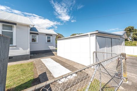 Photo of property in 8 Mason Terrace, Gonville, Whanganui, 4501