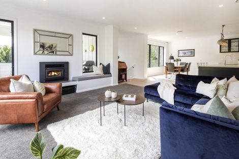 Photo of property in 63a Evelyn Road, Cockle Bay, Auckland, 2014