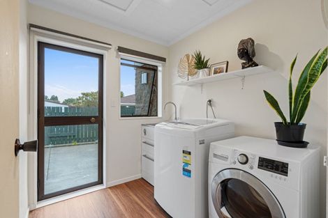 Photo of property in 44 Freemans Road, Otaki, 5512