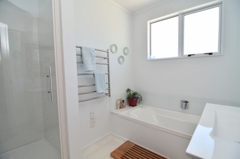 Photo of property in 1156 State Highway 2, Mikimiki, Masterton, 5881