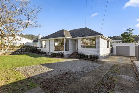 Photo of property in 312 Stokes Valley Road, Stokes Valley, Lower Hutt, 5019