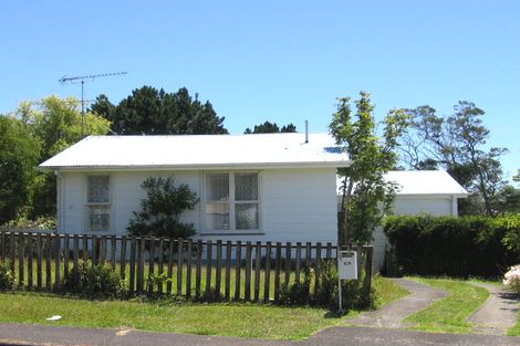 Photo of property in 69 Taurus Crescent, Beach Haven, Auckland, 0626