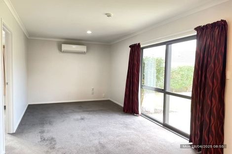 Photo of property in 58 Sunstone Crescent, Brown Owl, Upper Hutt, 5018