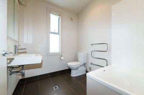 Photo of property in The Terraces, 21/9 Humber Street, Pandora, Napier, 4110