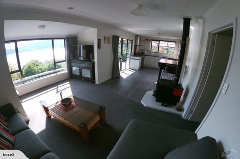 Photo of property in 271 Queen Charlotte Drive, Havelock, Picton, 7281