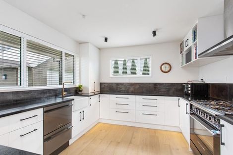 Photo of property in 106 Regency Crescent, Redwood, Christchurch, 8051