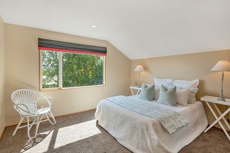 Photo of property in 31b Sandwich Road, Beckenham, Christchurch, 8023