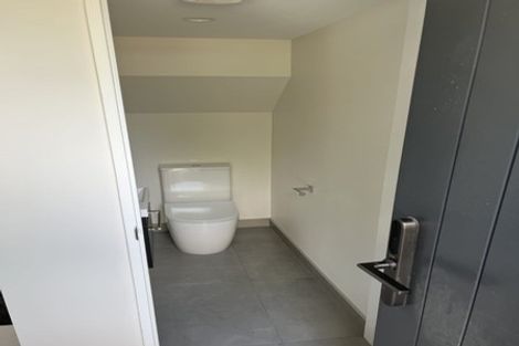 Photo of property in 5/135 Hills Road, Edgeware, Christchurch, 8013