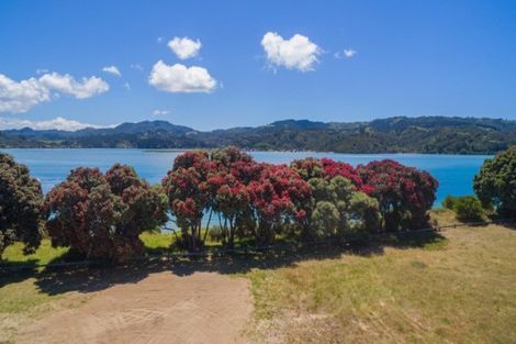 Photo of property in 275 Omaha Drive, Omaha, 0986