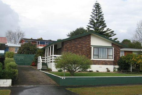Photo of property in 16 Thomson Avenue, Dinsdale, Hamilton, 3204