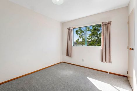 Photo of property in 14 Jean Place, Stanmore Bay, Whangaparaoa, 0932