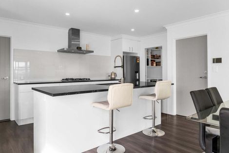 Photo of property in 3 Cotula Way, Papamoa Beach, Papamoa, 3118