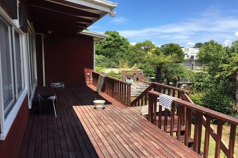 Photo of property in 17 Gregory Place, Mount Roskill, Auckland, 1041