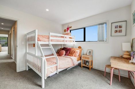 Photo of property in 54 Jane Maree Road, Kumeu, 0810