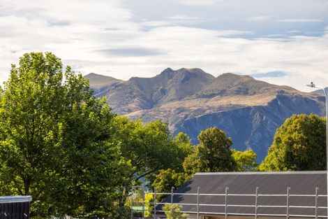 Photo of property in 3 Glenbrook Lane, Wanaka, 9305