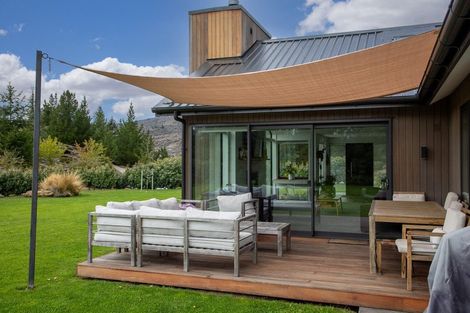 Photo of property in 98 Aronui Road, Bridge Hill, Alexandra, 9320