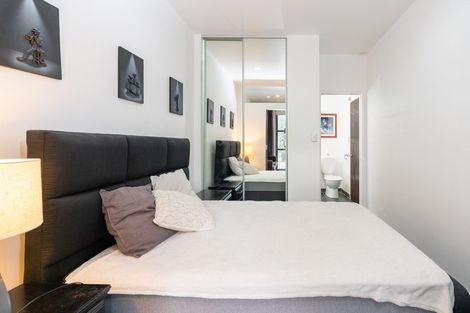 Photo of property in Atrium Towers, 5o/154 The Terrace, Wellington Central, Wellington, 6011