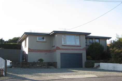 Photo of property in 9 Charles Street, East Gore, Gore, 9710