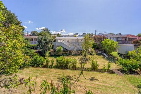 Photo of property in 18 Cassino Street, Bayswater, Auckland, 0622