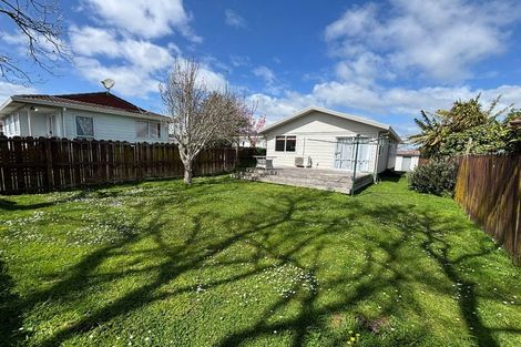 Photo of property in 1/36 Taitimu Drive, Weymouth, Auckland, 2103