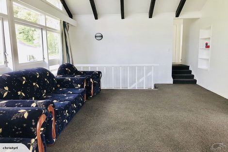 Photo of property in 1/26 Marlborough Avenue, Glenfield, Auckland, 0629