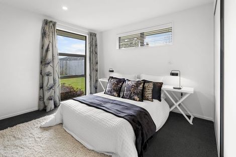 Photo of property in 10 Shale Court, Rolleston, 7614