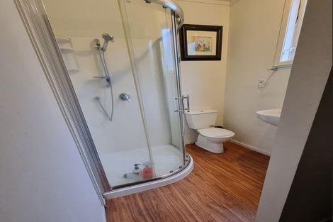 Photo of property in 18 Dunraven Place, Torbay, Auckland, 0630