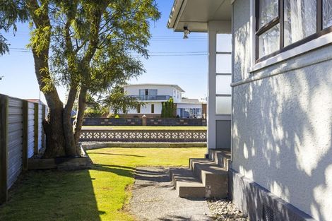 Photo of property in 59 Turuturu Road, Hawera, 4610