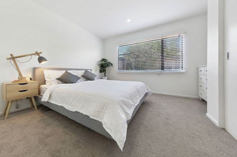 Photo of property in 6 Nagle Place, Golflands, Auckland, 2013