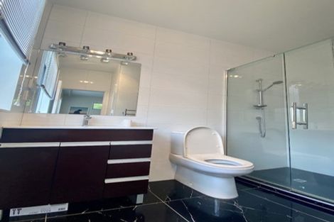 Photo of property in 666b Beach Road, Browns Bay, Auckland, 0630