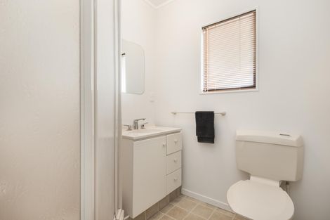 Photo of property in 21 St Annes Crescent, Wattle Downs, Auckland, 2103