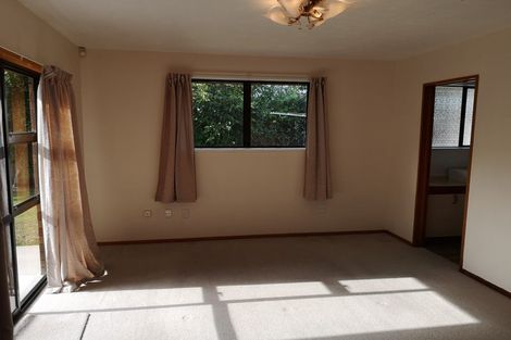 Photo of property in 59 Apsley Drive, Avonhead, Christchurch, 8042