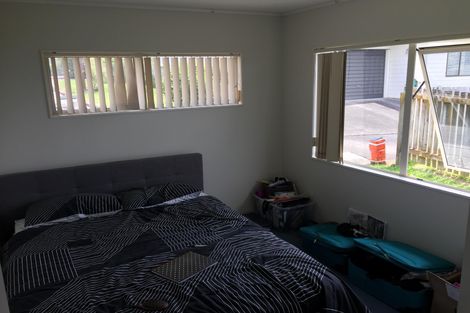 Photo of property in 36a Charlotte Street, Stanmore Bay, Whangaparaoa, 0932
