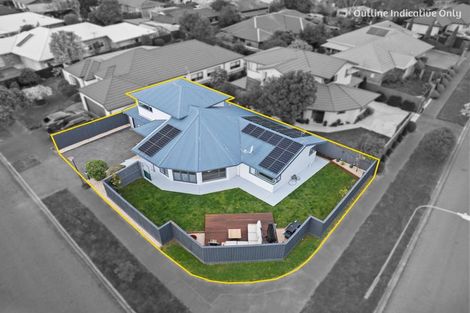 Photo of property in 2 Anglesea Avenue, Parklands, Christchurch, 8083