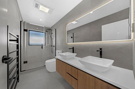 Photo of property in 11b Colum Place, Bucklands Beach, Auckland, 2014