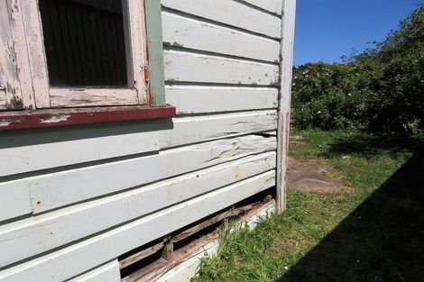 Photo of property in 44 Adderley Street, Westport, 7825