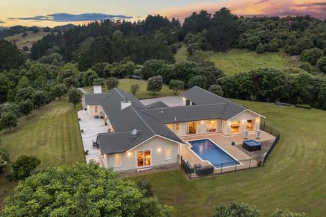 Photo of property in 551 Upper Waiwera Road, Puhoi, Silverdale, 0994
