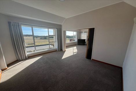 Photo of property in 133 Muhunoa Road East, Ohau, Levin, 5570