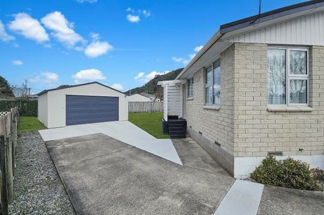 Photo of property in 6 Warihi Place, Ngongotaha, Rotorua, 3010