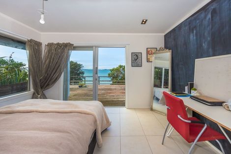Photo of property in 8 Sykes Avenue, Hatfields Beach, Orewa, 0931