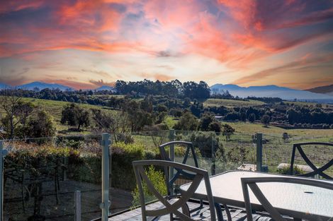 Photo of property in 6 Pye Road, Geraldine Downs, Geraldine, 7991