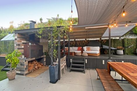 Photo of property in 9 Ruth Craig Place, Stanmore Bay, Whangaparaoa, 0932