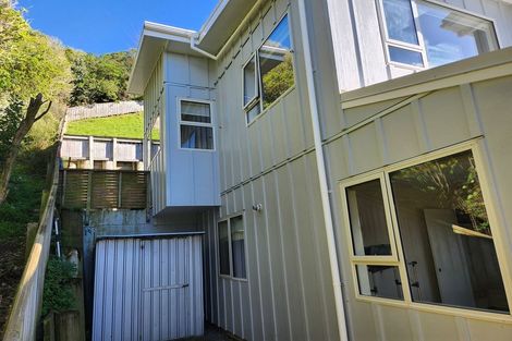 Photo of property in 14a Freeling Street, Island Bay, Wellington, 6023